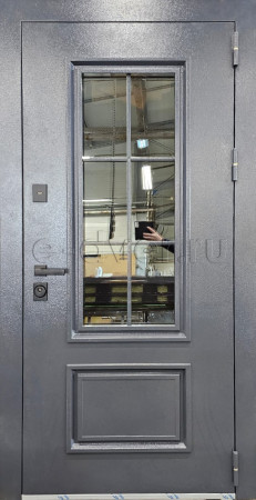 Дверь в частный дом с окном порошковое напыление (цвет пыльно-серый)