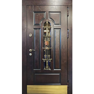 Классическая дверь входная с ковкой и стеклом (цвет каштан)