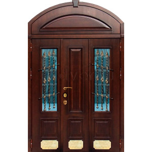 Арочная входная дверь со стеклом и ковкой/верхнаяя фрамужная вставка